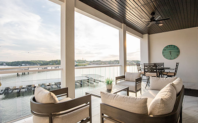 Coveted Top-Floor @ Topsider w/ 3 King Suites! Amazing Deck! 36-48′ Boat Slips!